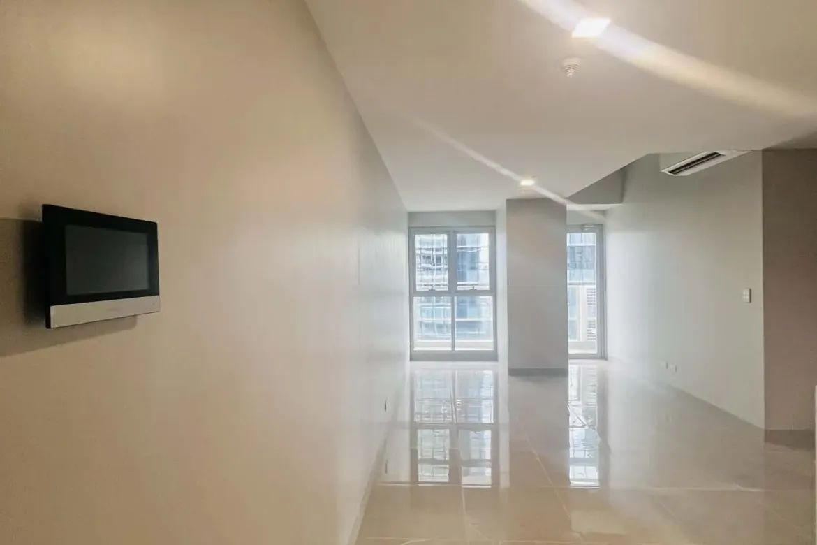 2 Bedroom Condo for Sale in Uptown Arts Residence, BGC, Taguig – photo 2