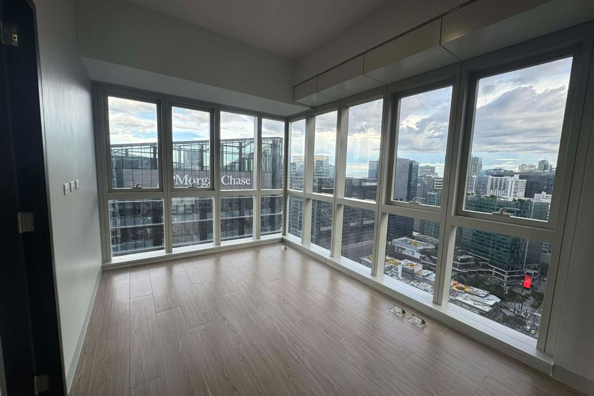 2 Bedroom Condo for Sale in Uptown Arts Residence, BGC, Taguig
