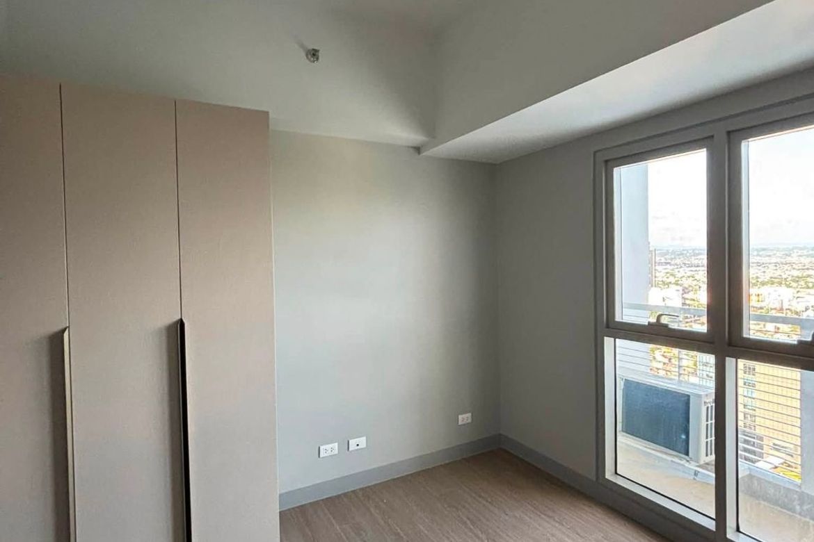 2 Bedroom Condo for Sale in Uptown Modern Residences, BGC, Taguig, Metro Manila – photo 8