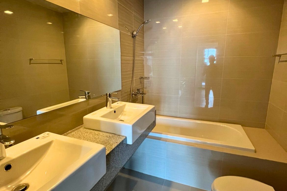 2 Bedroom Condo for Sale in Uptown Parksuites, BGC, Taguig – photo 10
