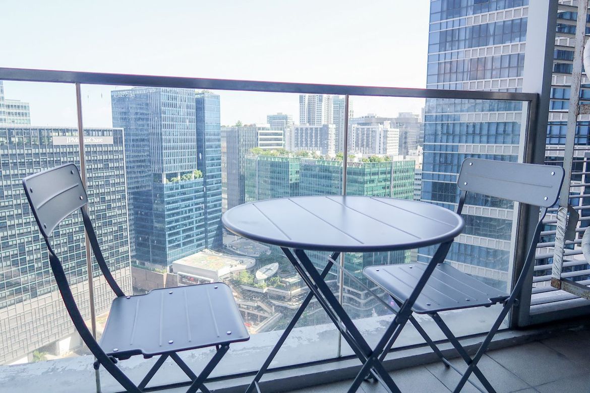 2 Bedroom Condo for Sale in Uptown Parksuites, BGC, Taguig – photo 2