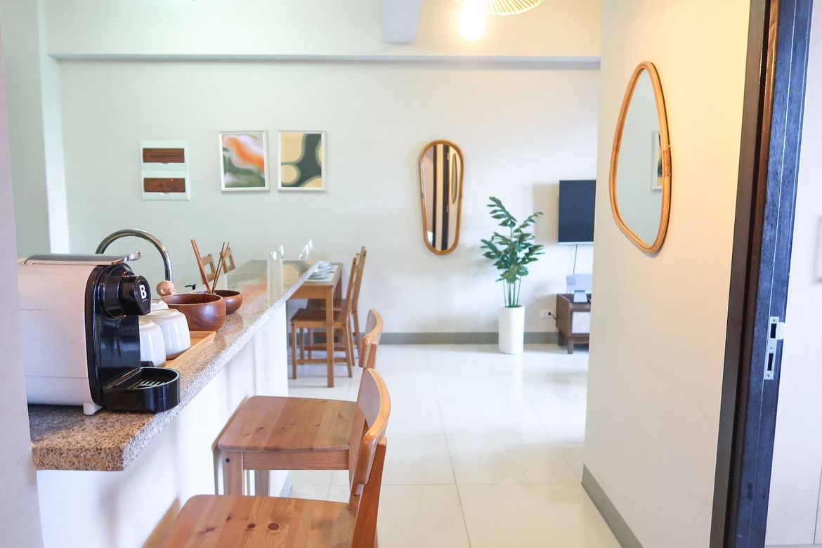 2 Bedroom Condo for Sale in Uptown Parksuites, BGC, Taguig – photo 3