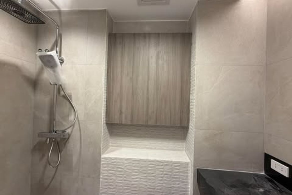 2 Bedroom Condo for Sale in Valencia, Quezon City, Metro Manila near LRT-2 Gilmore – photo 8