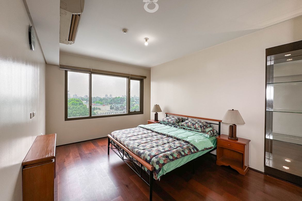 2 Bedroom Condo for Sale in Viridian in Greenhills, Greenhills, San Juan, Metro Manila near MRT-3 Santolan
