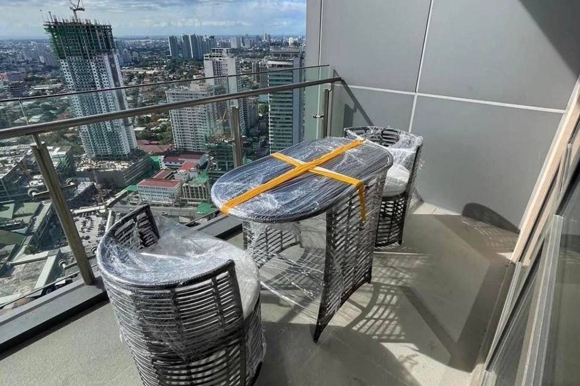2 Bedroom Condo for Sale in Viridian in Greenhills, Greenhills, San Juan, Metro Manila near MRT-3 Santolan – photo 8