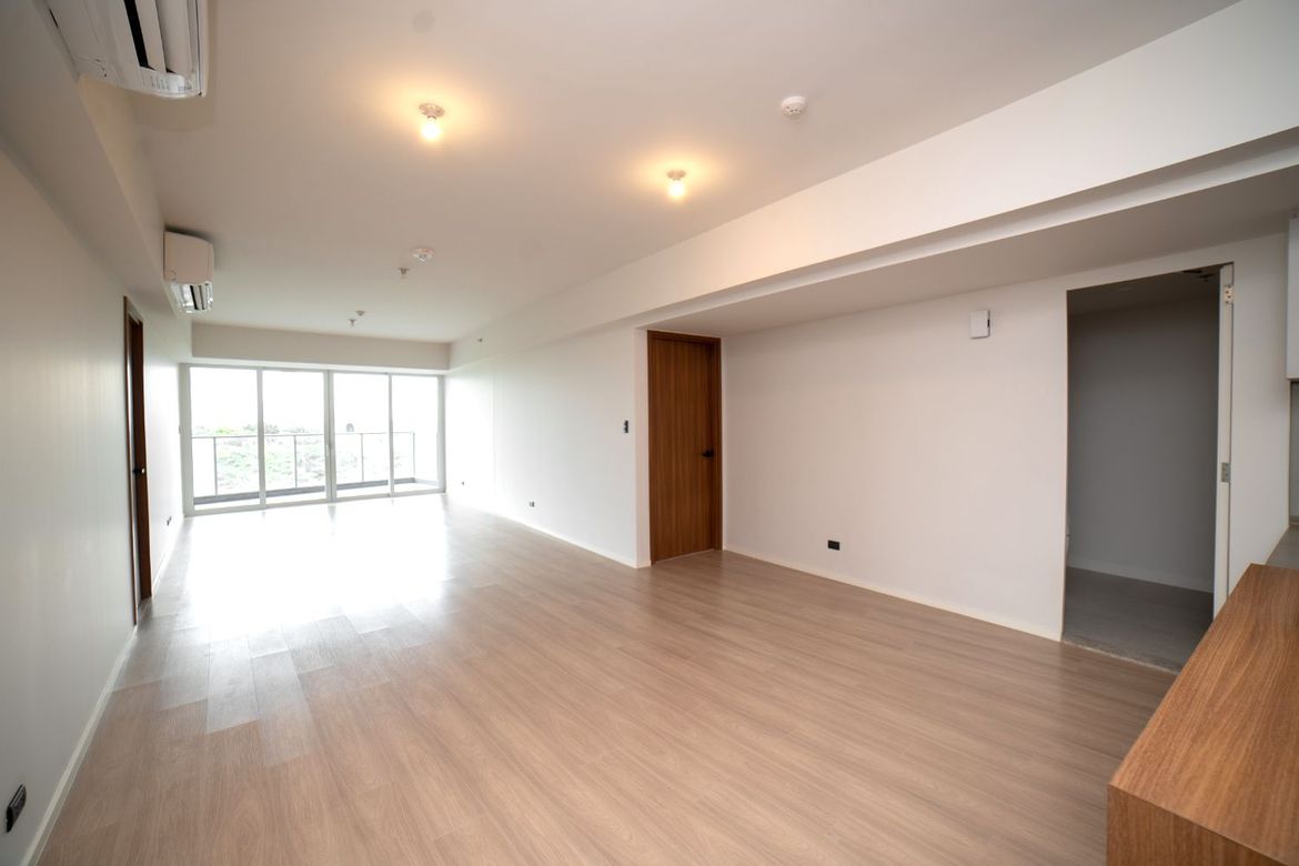 2 Bedroom Condo for Sale in Wack-Wack Greenhills, Mandaluyong, Metro Manila near MRT-3 Ortigas