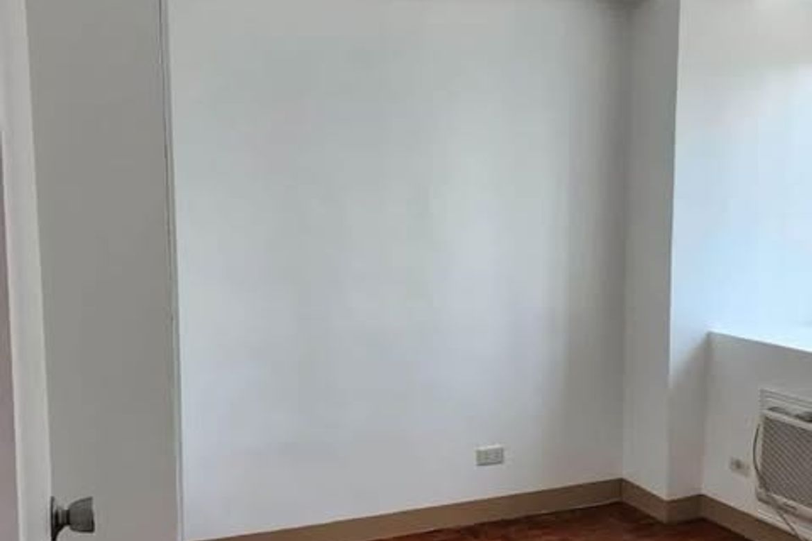 2 Bedroom Condo for Sale in Wack-Wack Greenhills, Mandaluyong, Metro Manila near MRT-3 Ortigas – photo 2
