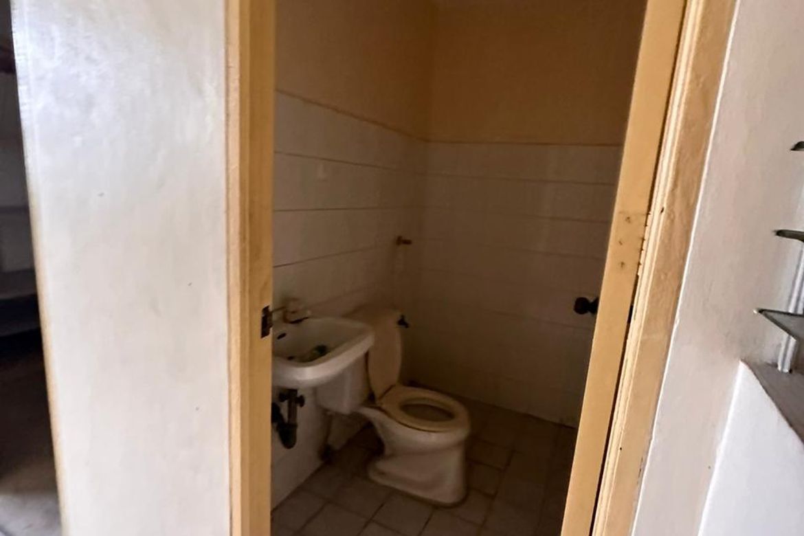 2 Bedroom Condo for Sale in Wack-Wack Greenhills, Mandaluyong, Metro Manila near MRT-3 Shaw Boulevard – photo 8
