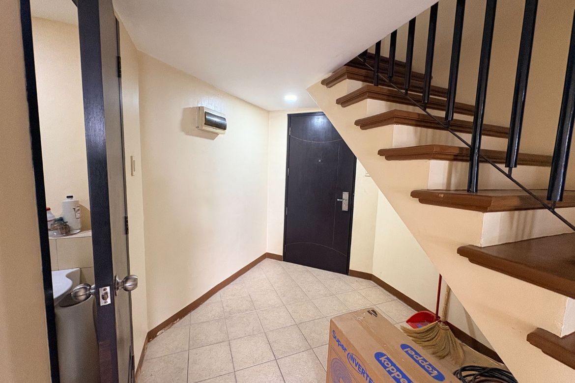 2 Bedroom Condo for Sale in Wack-Wack Greenhills, Mandaluyong, Metro Manila near MRT-3 Shaw Boulevard – photo 2