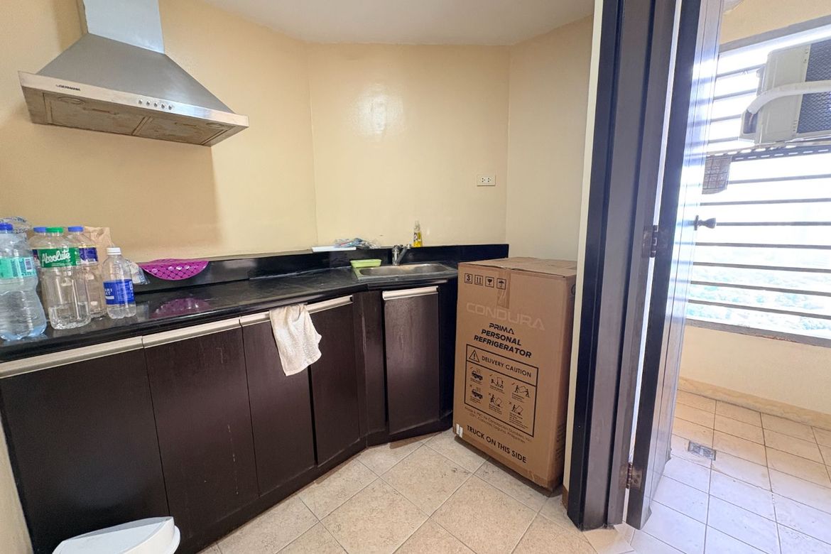 2 Bedroom Condo for Sale in Wack-Wack Greenhills, Mandaluyong, Metro Manila near MRT-3 Shaw Boulevard – photo 5