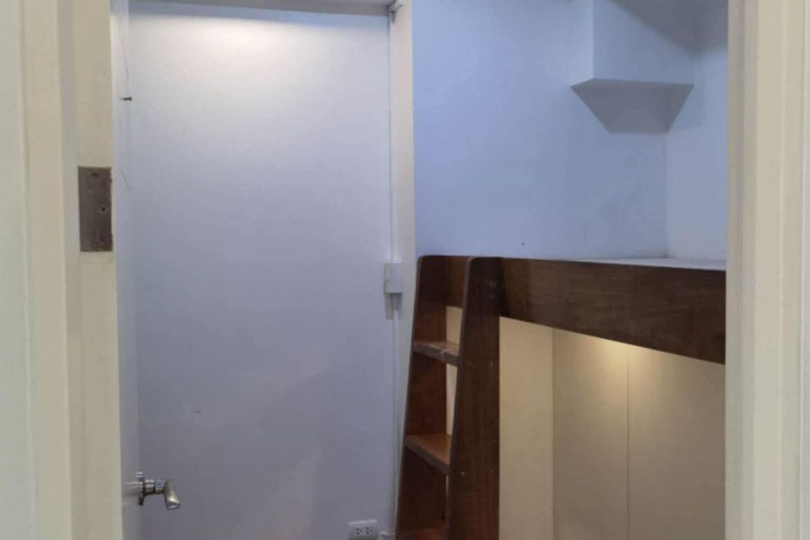 2 Bedroom Condo for Sale in Zinnia Towers, Katipunan, Quezon City, Metro Manila near LRT-1 Roosevelt – photo 6