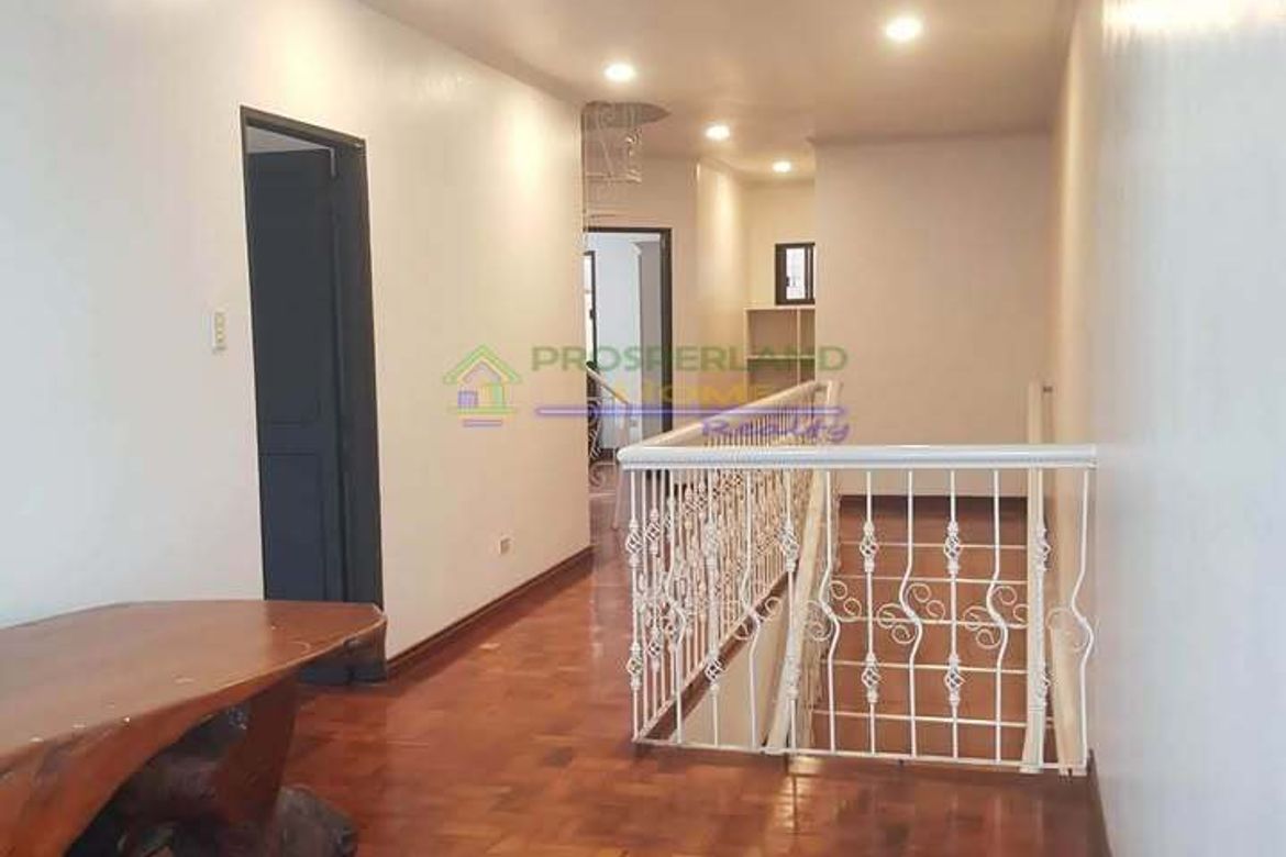 2 Bedroom House for Rent in Central, Quezon City, Metro Manila photo 2