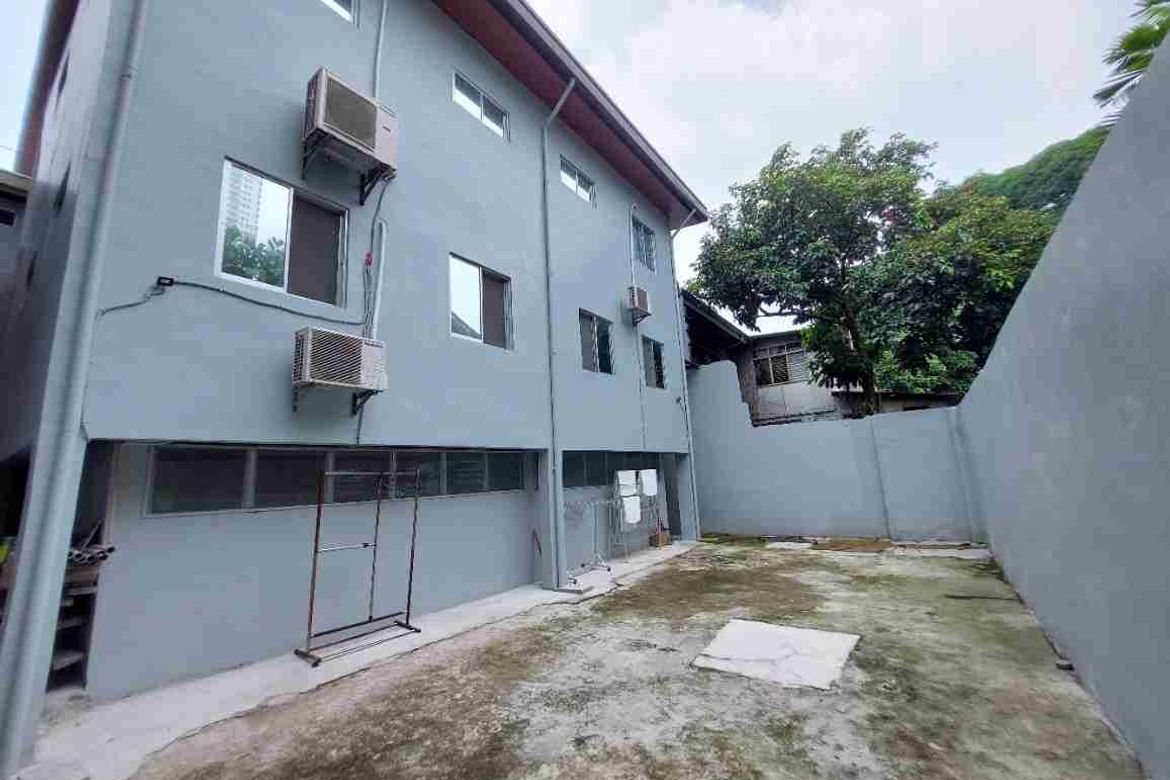 2 Bedroom House for Rent in Kapitolyo, Pasig, Metro Manila photo 8
