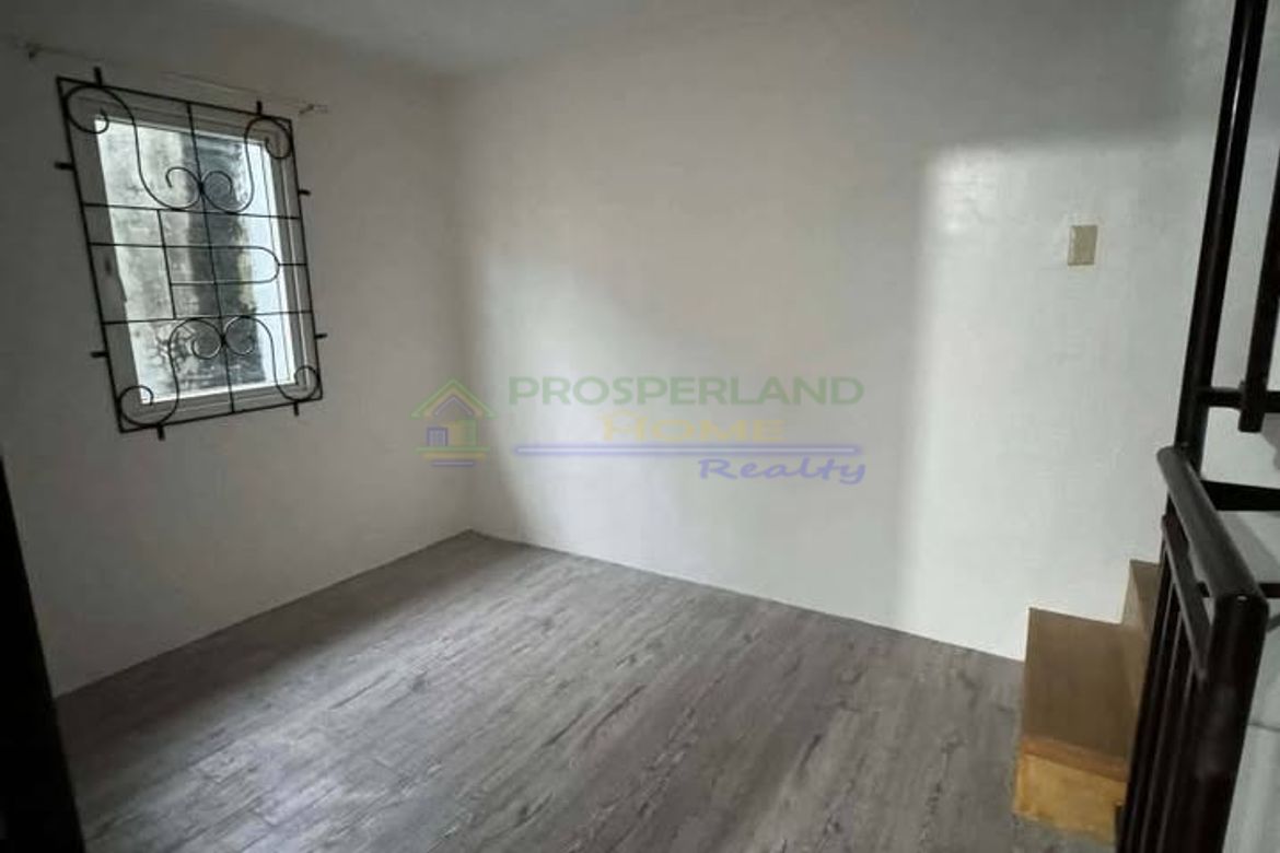 2 Bedroom House for Rent in Santa Rosa, Laguna