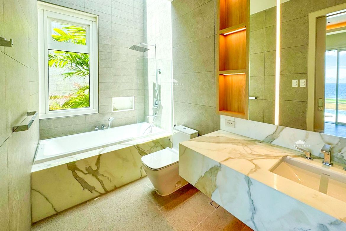2 Bedroom House for Sale in Aruga Resort and Residences, Punta Engaño, Lapu-Lapu, Cebu – photo 7