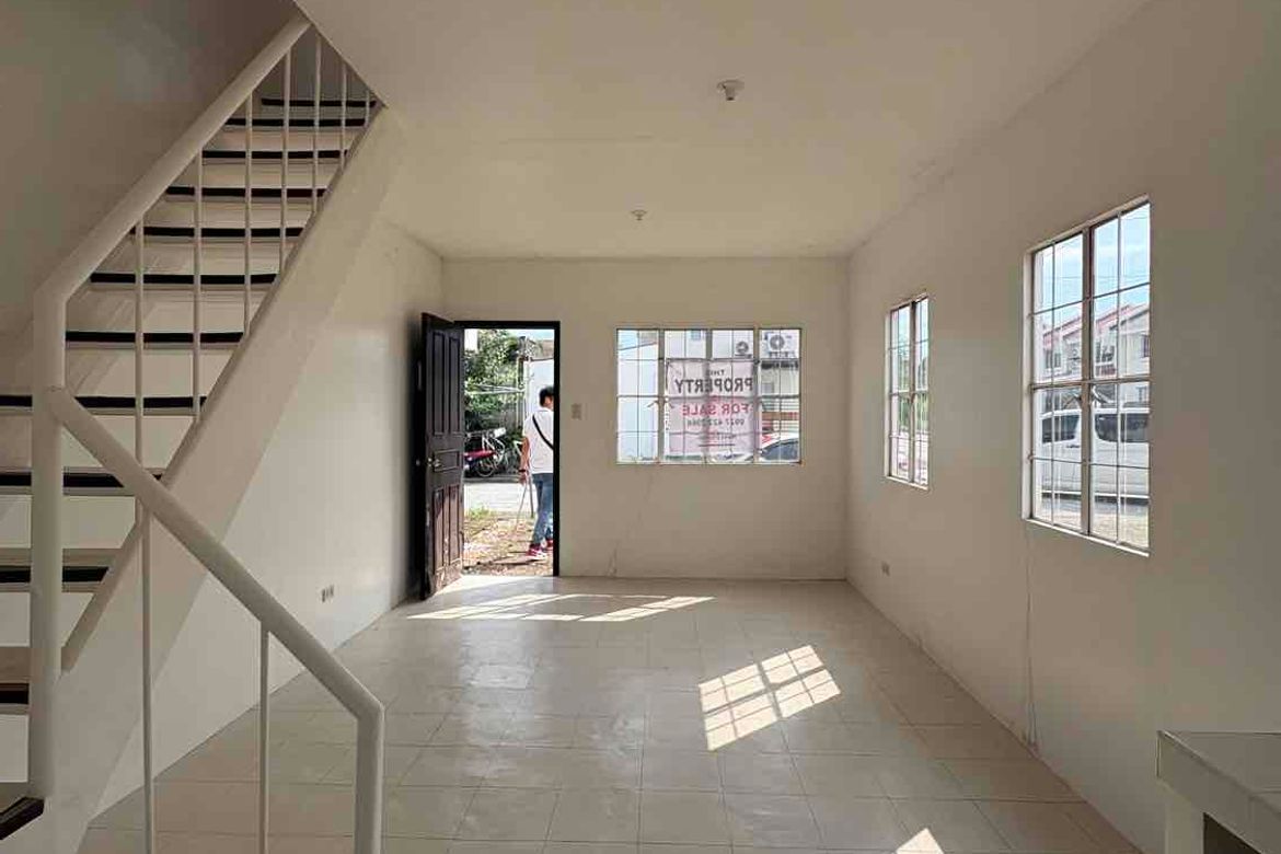 2 Bedroom House for Sale in Bundagul, Mabalacat, Pampanga – photo 2