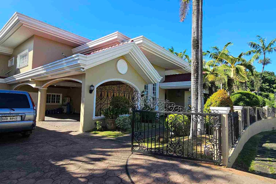 2 Bedroom House for Sale in Cabancalan, Mandaue, Cebu