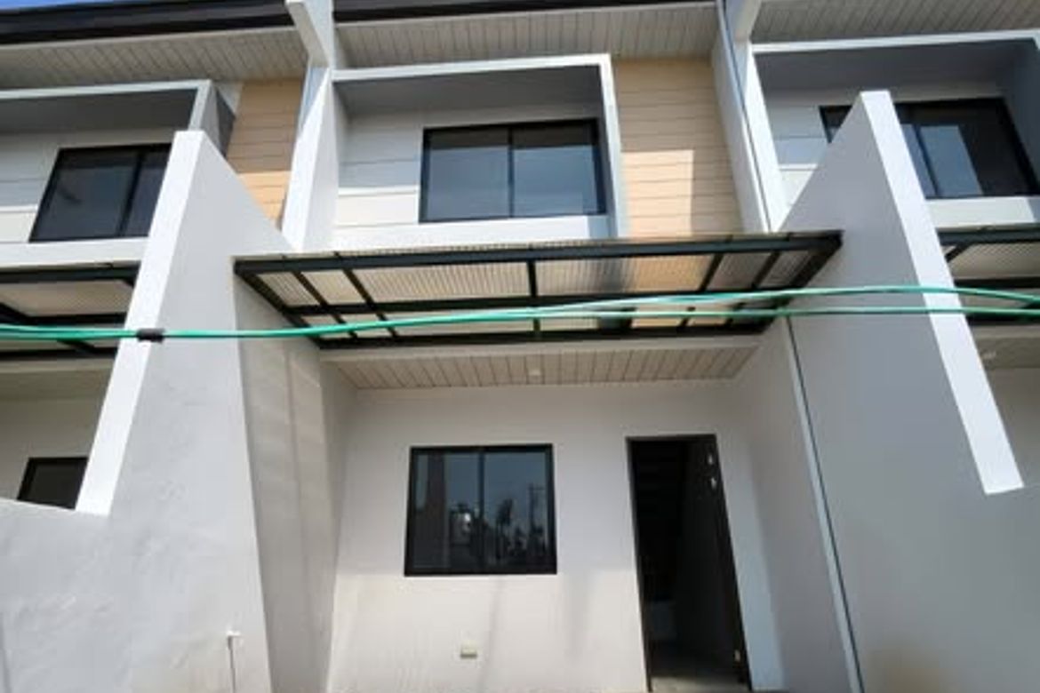 2 Bedroom House for Sale in Catalunan Grande, Davao City, Davao del Sur