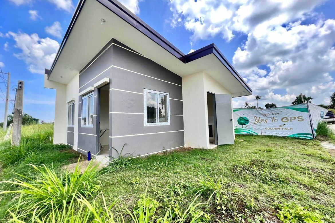 2 Bedroom House for Sale in Estefania, Bacolod, Negros Occidental