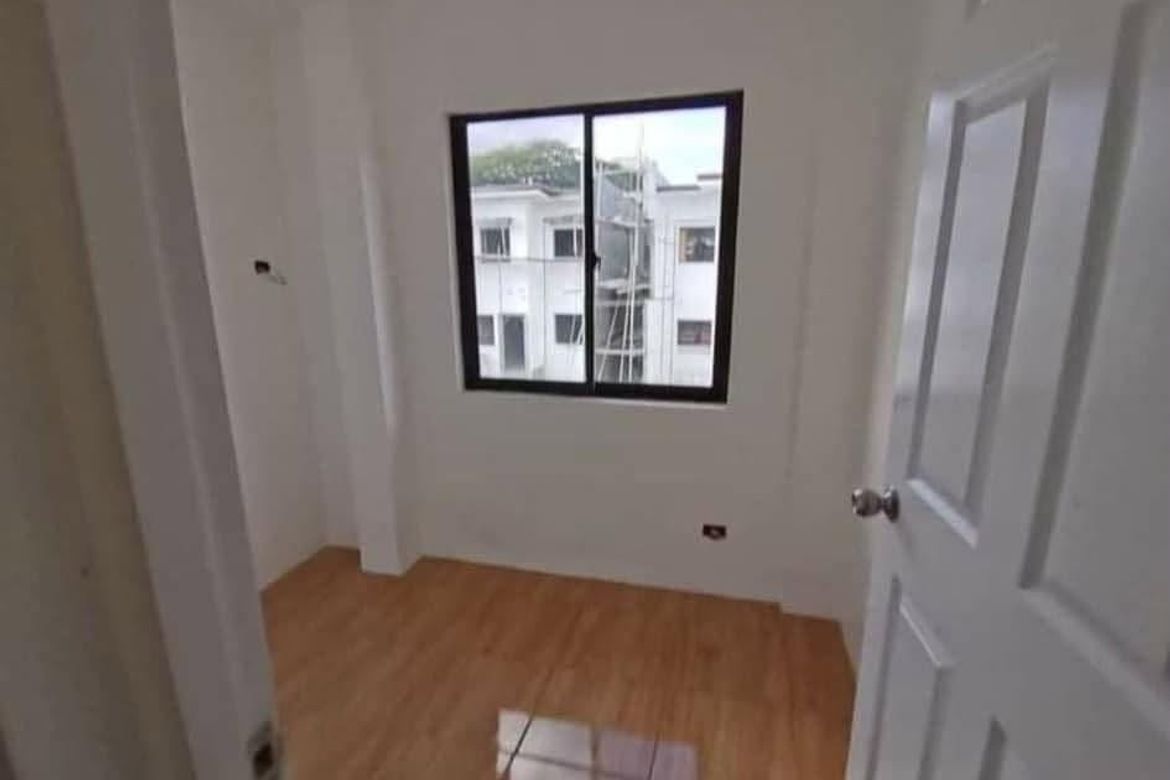 2 Bedroom House for Sale in Fortune, Marikina, Metro Manila – photo 6