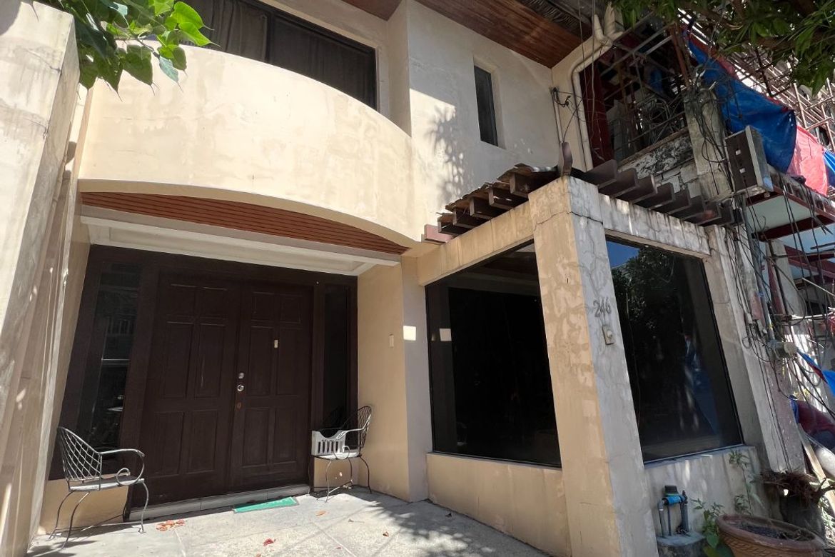 2 Bedroom House for Sale in Guadalupe Viejo, Makati, Metro Manila near MRT-3 Guadalupe – photo 3
