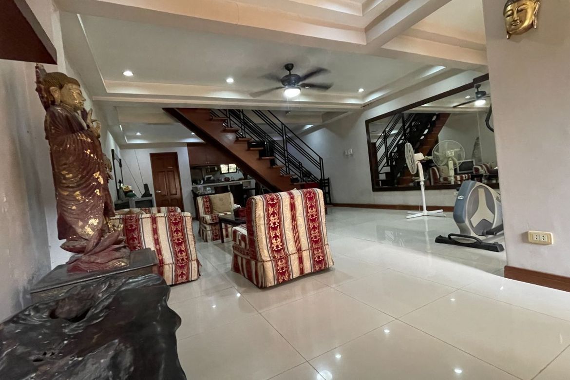 2 Bedroom House for Sale in Guadalupe Viejo, Makati, Metro Manila near MRT-3 Guadalupe – photo 7
