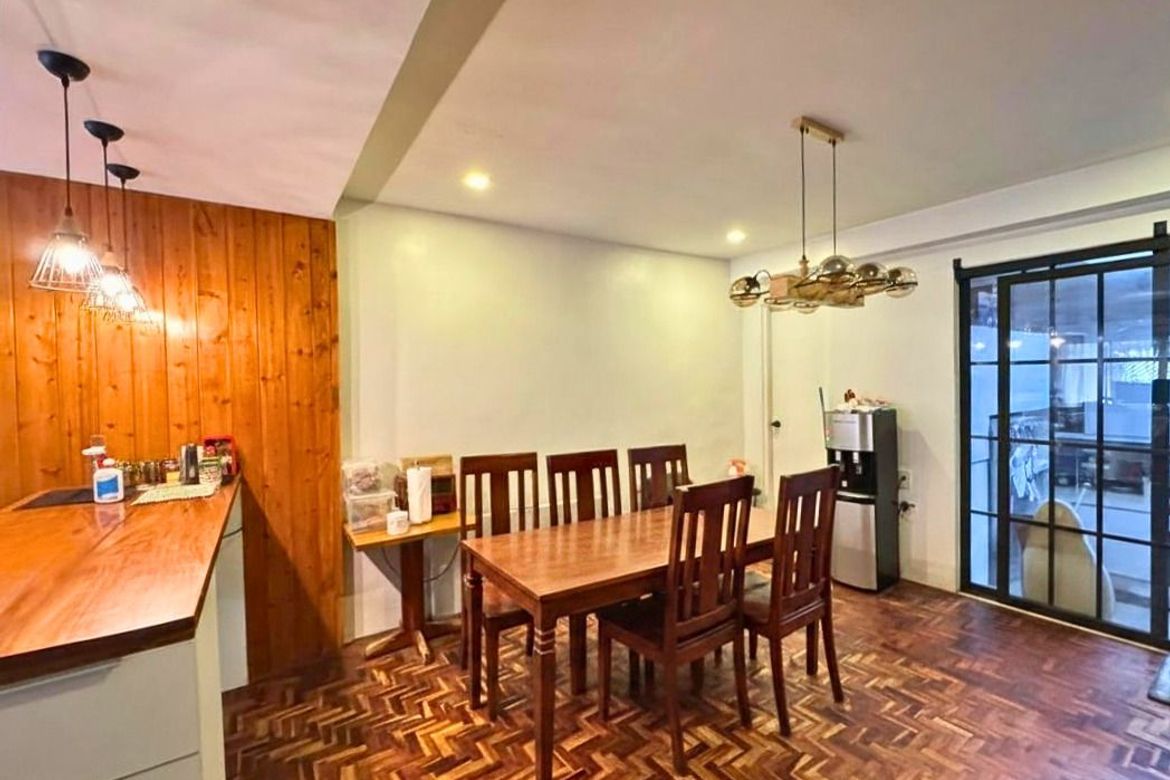 2 Bedroom House for Sale in Industrial Valley, Marikina, Metro Manila near LRT-2 Katipunan – photo 2