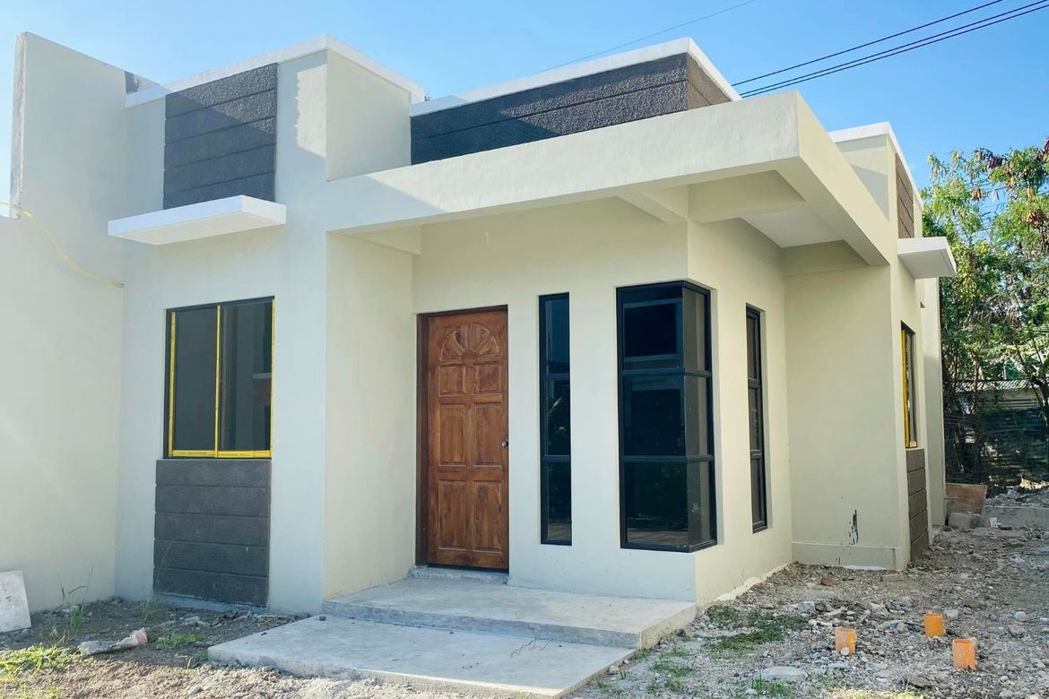 2 Bedroom House for Sale in Mabini, Lipa, Batangas