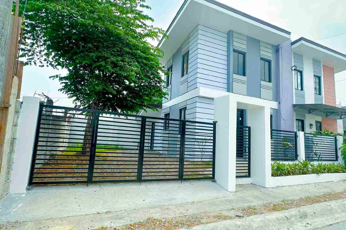 2 Bedroom House for Sale in Mahabang Parang, Angono, Rizal