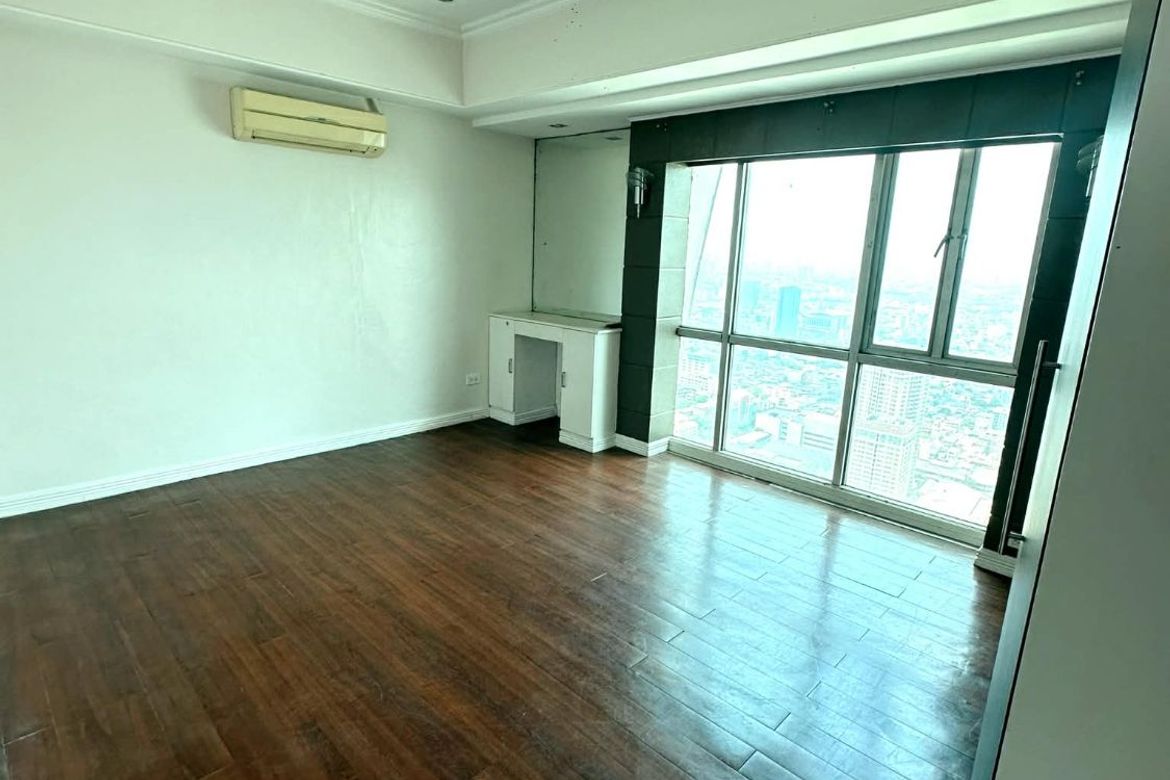 2 Bedroom House for Sale in Malamig, Mandaluyong, Metro Manila near MRT-3 Boni – photo 3