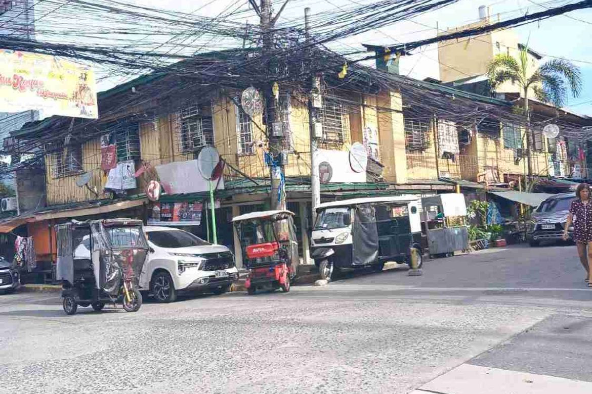 2 Bedroom House for Sale in Manila, Metro Manila near LRT-2 Legarda – photo 4