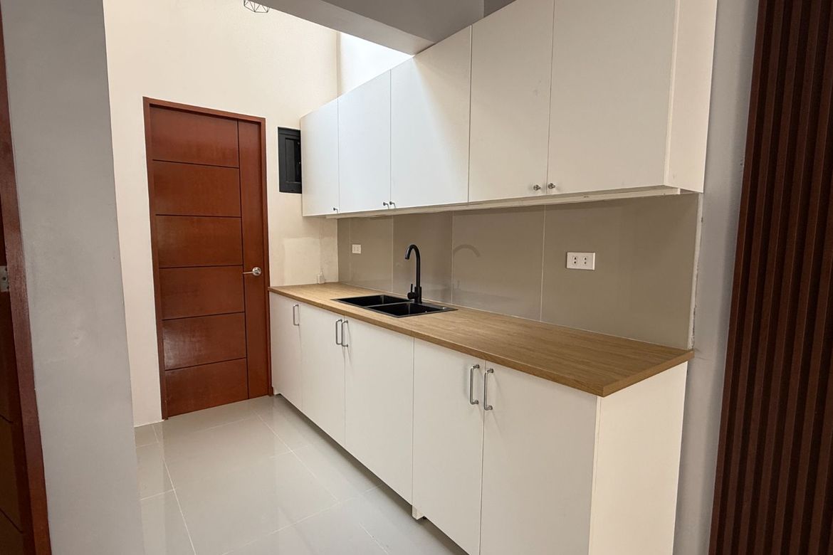 2 Bedroom House for Sale in Manuyo Dos, Las Piñas, Metro Manila – photo 4