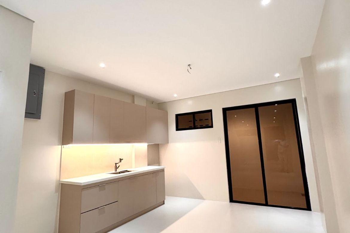 2 Bedroom House for Sale in Manuyo Dos, Las Piñas, Metro Manila – photo 6