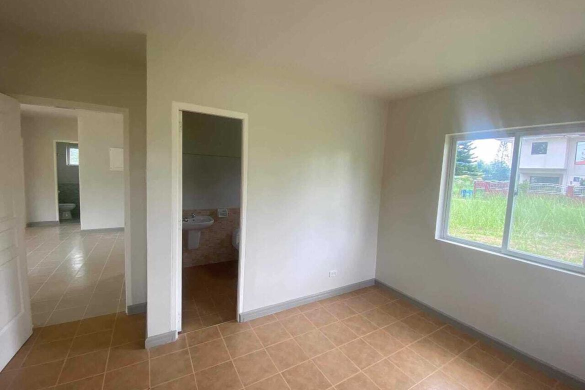 2 Bedroom House for Sale in Metrogate Tagaytay Manors, Silang Junction North, Tagaytay, Cavite – photo 7