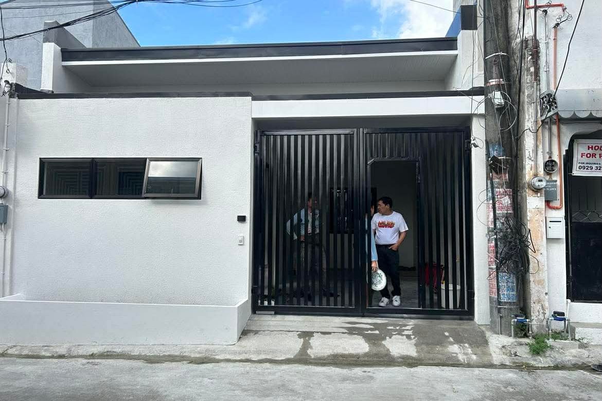 2 Bedroom House for Sale in Molino III, Bacoor, Cavite