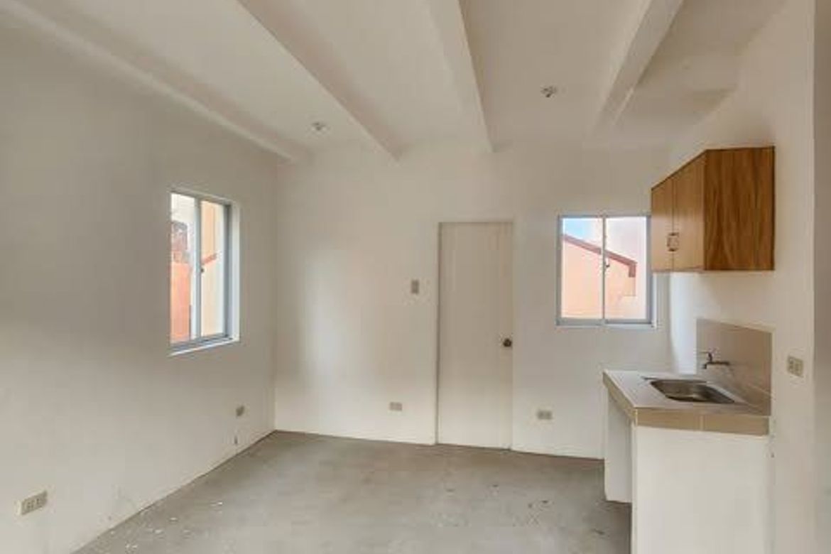 2 Bedroom House for Sale in Molino III, Bacoor, Cavite