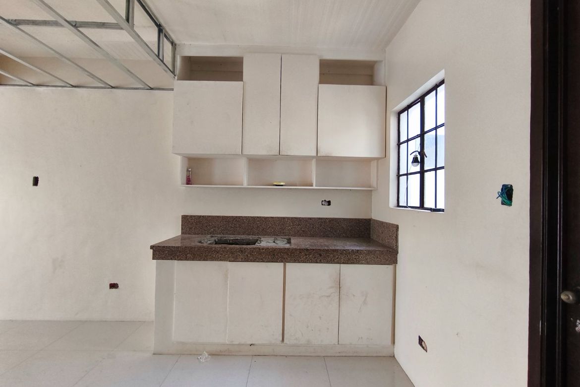 2 Bedroom House for Sale in Pilar, Las Piñas, Metro Manila – photo 4
