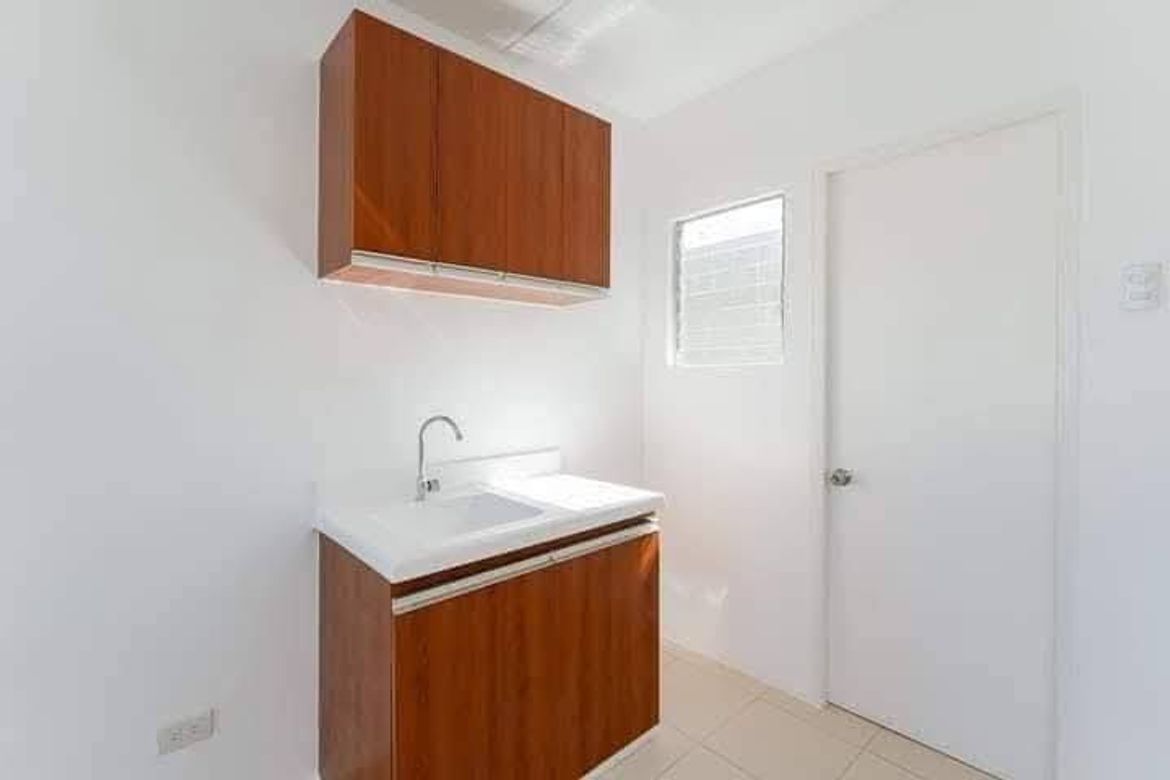 2 Bedroom House for Sale in Poblacion, San Isidro, Bohol – photo 3