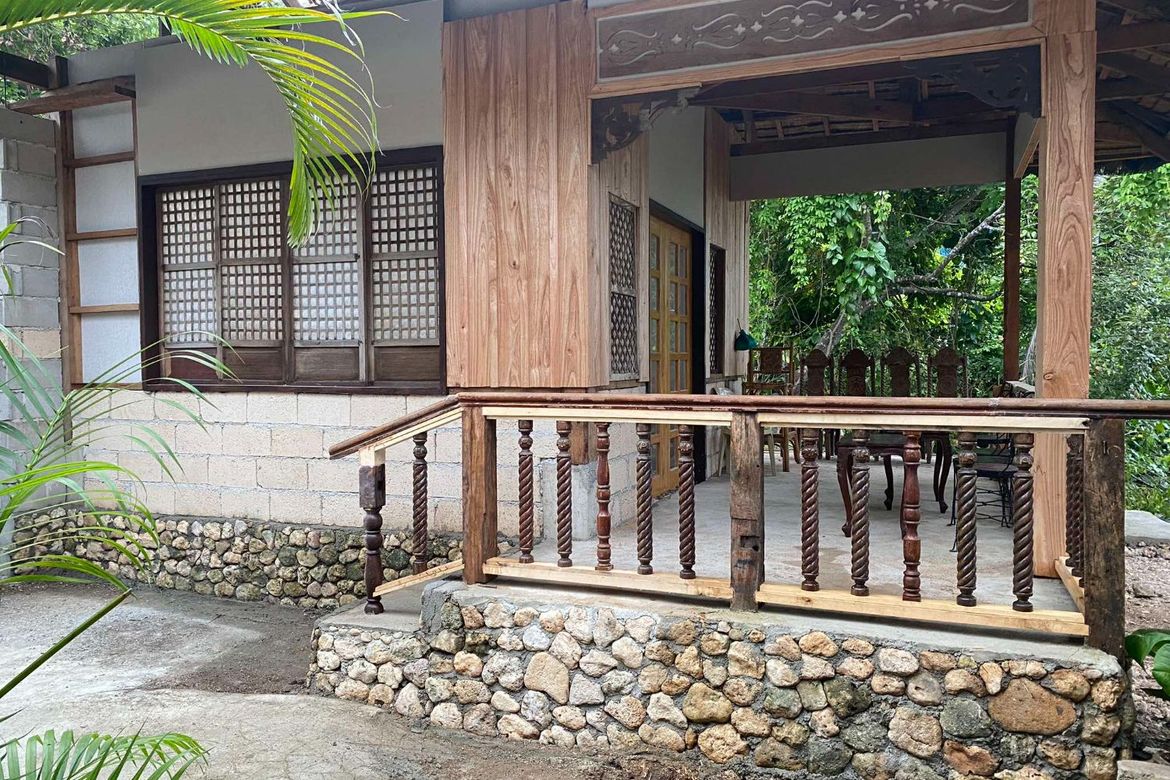2 Bedroom House for Sale in Poblacion, San Juan, Siquijor