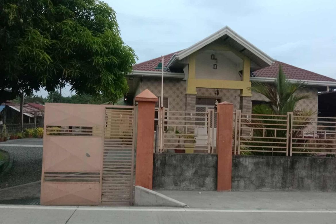 2 Bedroom House for Sale in Santa Cruz, Magalang, Pampanga