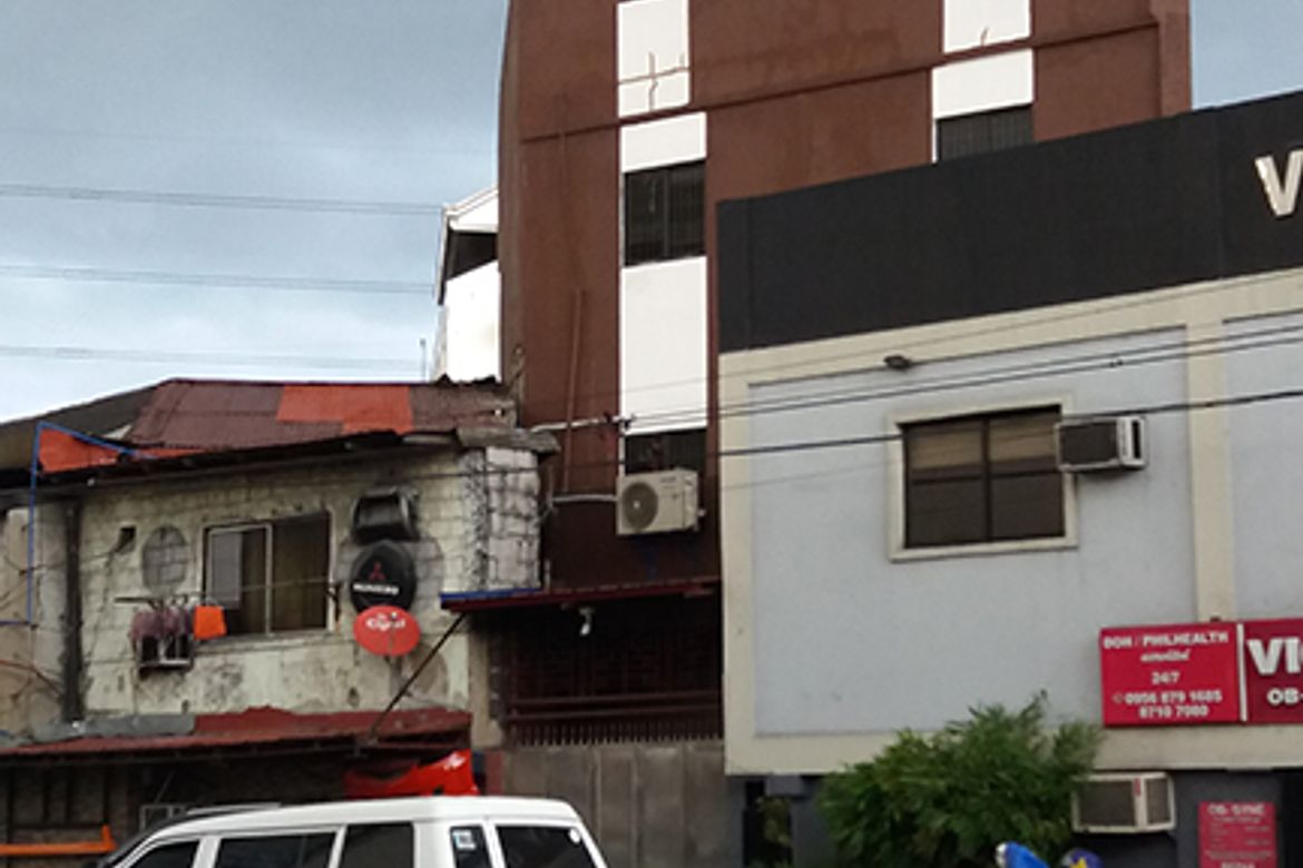 2 Bedroom House for Sale in Santa Cruz, Manila, Metro Manila near LRT-1 Blumentritt – photo 2