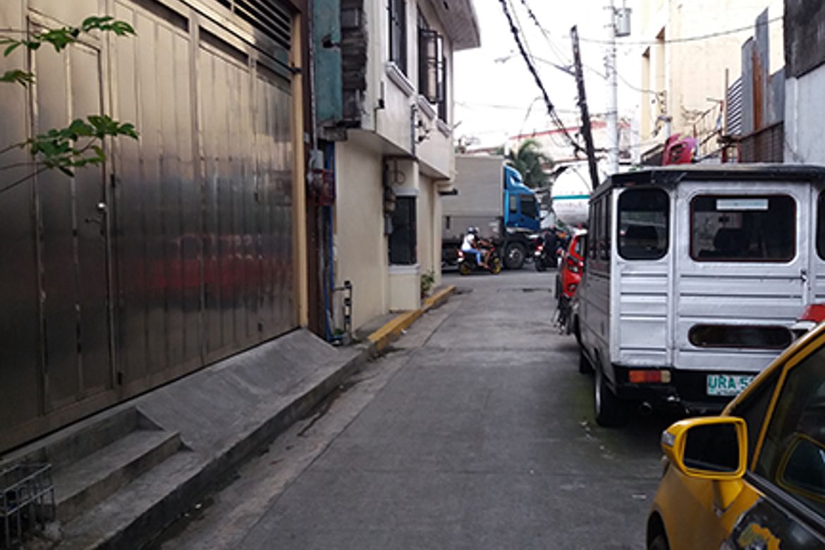 2 Bedroom House for Sale in Santa Cruz, Manila, Metro Manila near LRT-1 Blumentritt – photo 6