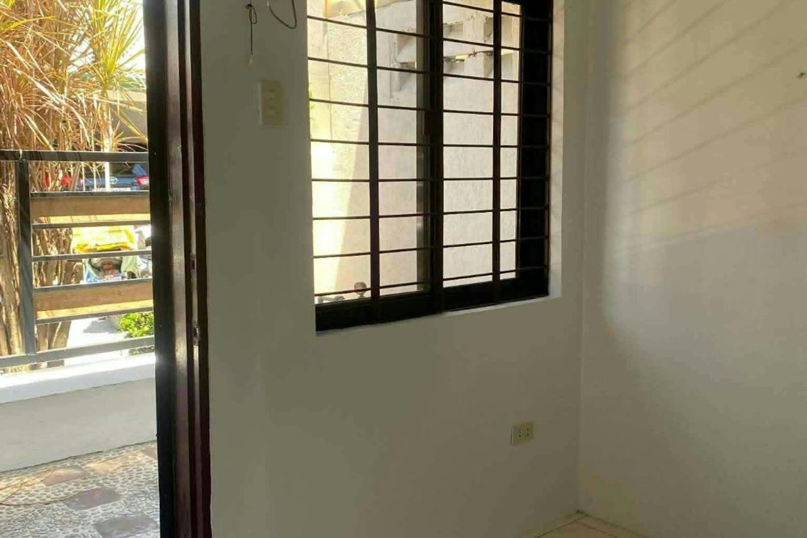 2 Bedroom House for Sale in Santo Tomas, Biñan, Laguna – photo 3