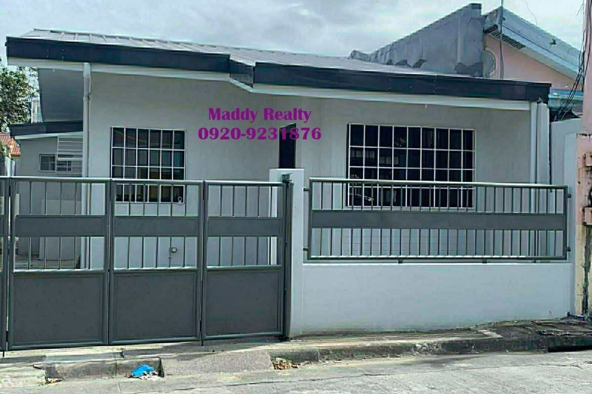 2 Bedroom House for Sale in Talon Dos, Las Piñas, Metro Manila