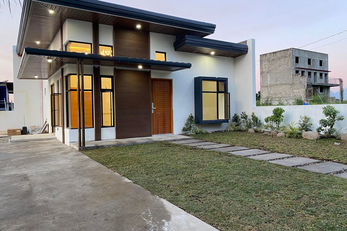 2 Bedroom House for Sale in Tangub, Bacolod, Negros Occidental