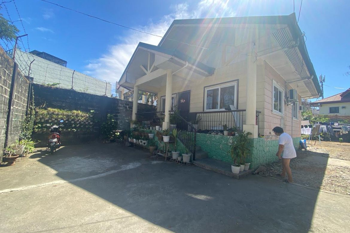 2 Bedroom House for Sale in Western Bicutan, Taguig, Metro Manila