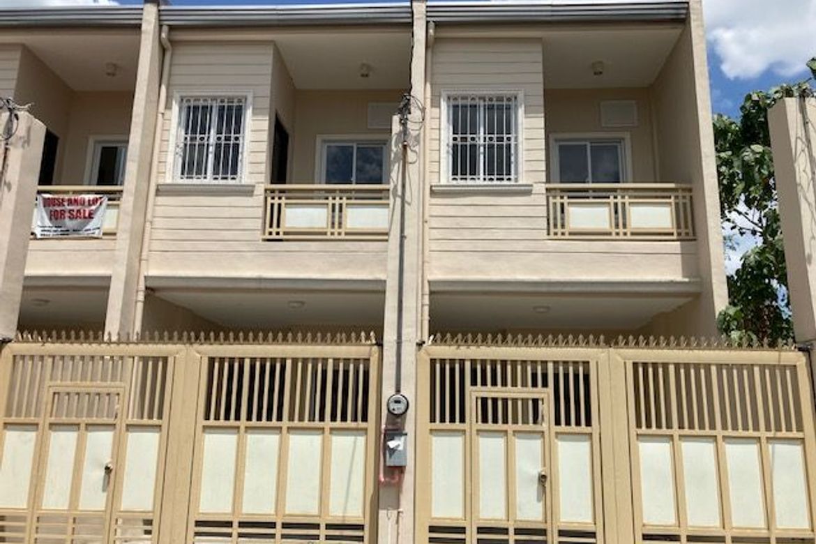 2 Bedroom Townhouse for Sale in Barangay 167, Caloocan, Metro Manila
