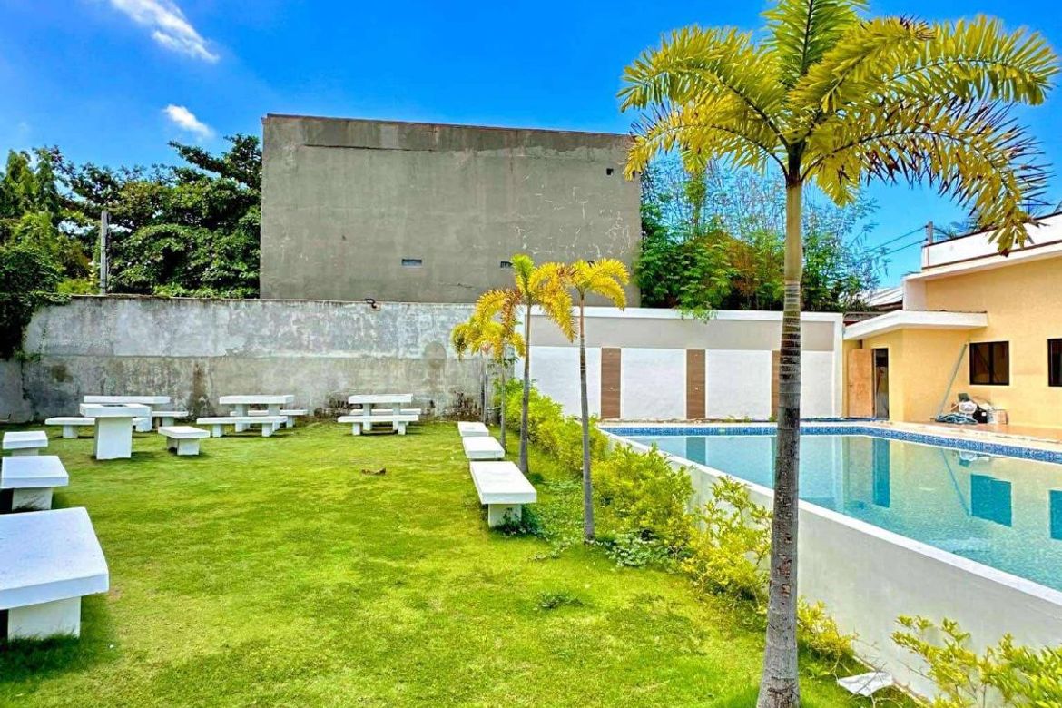 2 Bedroom Townhouse for Sale in Basak, Lapu-Lapu, Cebu – photo 4