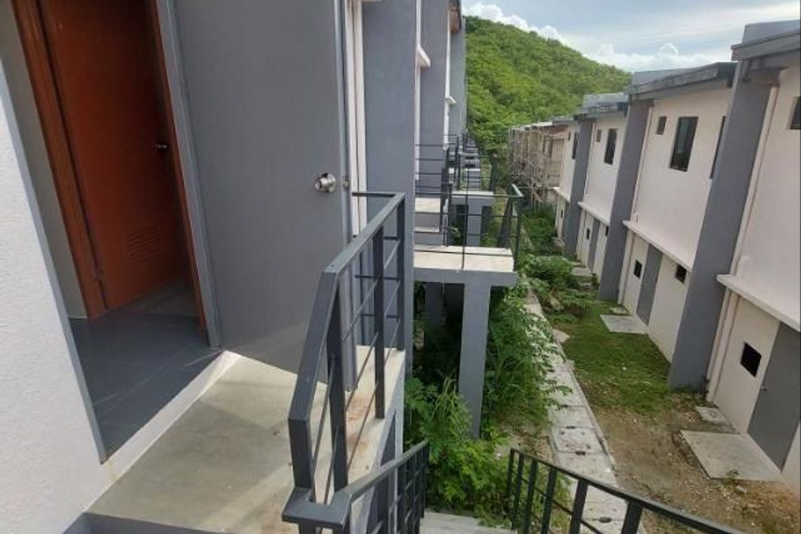 2 Bedroom Townhouse for Sale in Cabadiangan, Compostela, Cebu – photo 8
