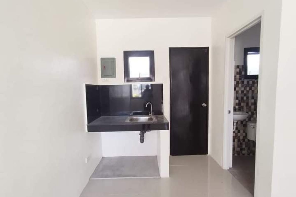 2 Bedroom Townhouse for Sale in Calumpang, Calumpit, Bulacan – photo 7